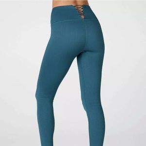 NWT Fabletics High-waisted Seamless Lace-up Legging